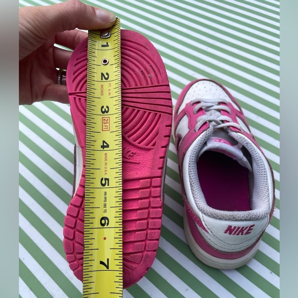 Nike Dunk Low Fuchsia Toddler Size 9.5 - Picture 10 of 10